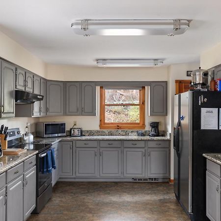 Sleepy Hollow 5Br Cabin - National Park 7 Min, Hot Tub, Fire Pit, Sleeps 12 Luray Exteriér fotografie